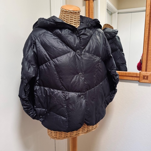 Nau Goose Filled Down Stole Sleeveless Vest - Picture 4 of 5